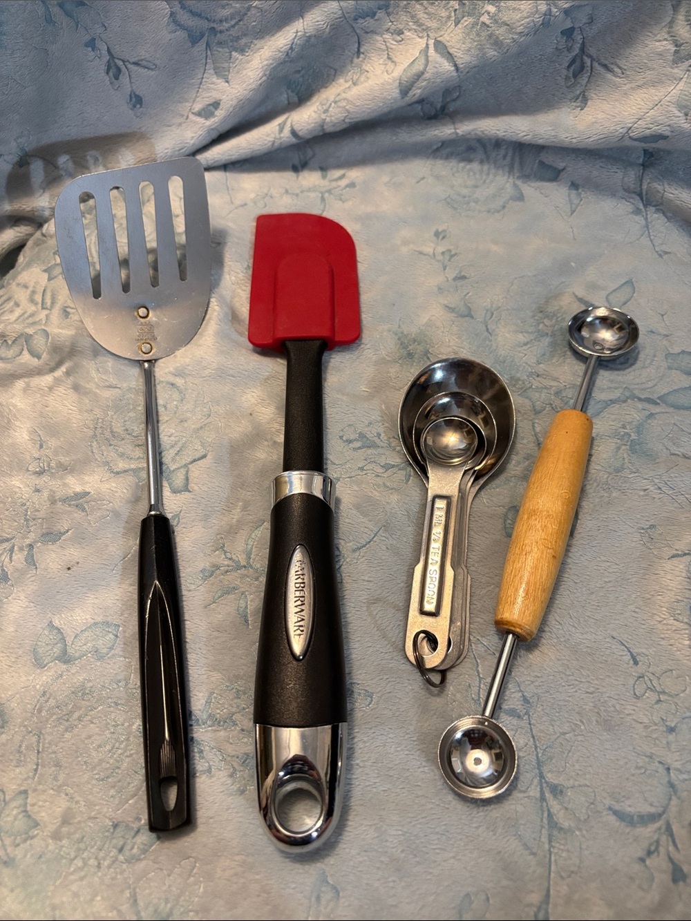 Farberware Red Silicone Spatula with Black Handle and Stainless Measuring Spoons